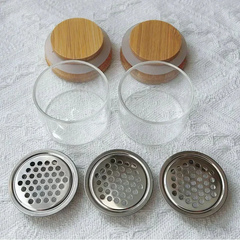 Description Picture 4 of item1Pcs Nail Brush Washing Cup Thickened Glass Pen Washing Crystal Cup Stainless Steel Filter Phototherapy Pen Washing Tool Cleaner