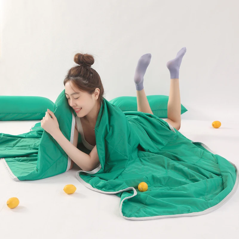 

Cool Feeling Summer Thin Comforter Throw Blanket with Filling, Cellulose Fiber, Green Candy Color, Air Condition Quilt, 150*200
