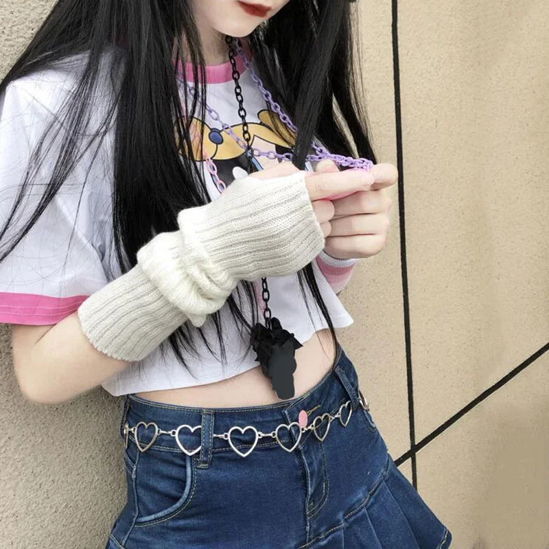 Рисунок 6 - Женские вязаные нарукавники Goth Lolita
