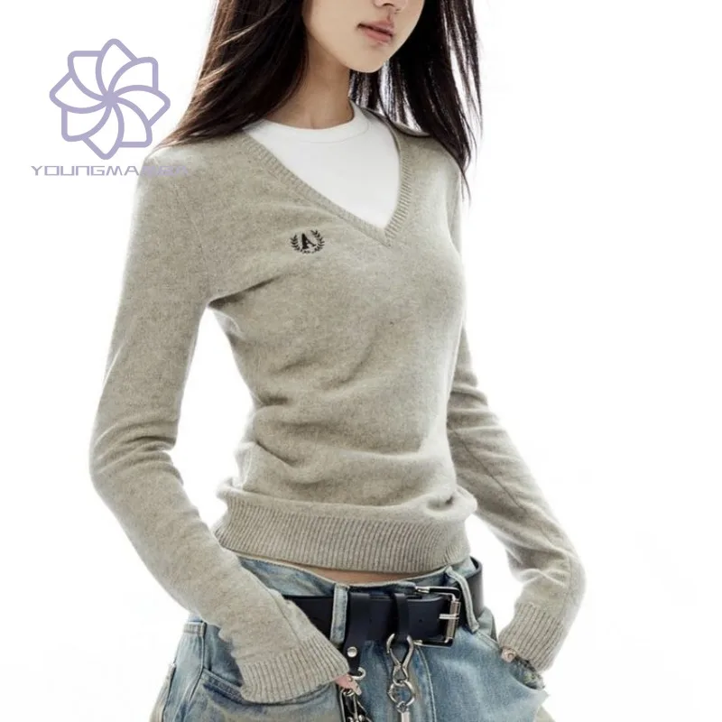 

Spring New Solid Color V-neck Long Sleeved Top Women's Short Slim Fit Pullover Women Knit Two-piece Set