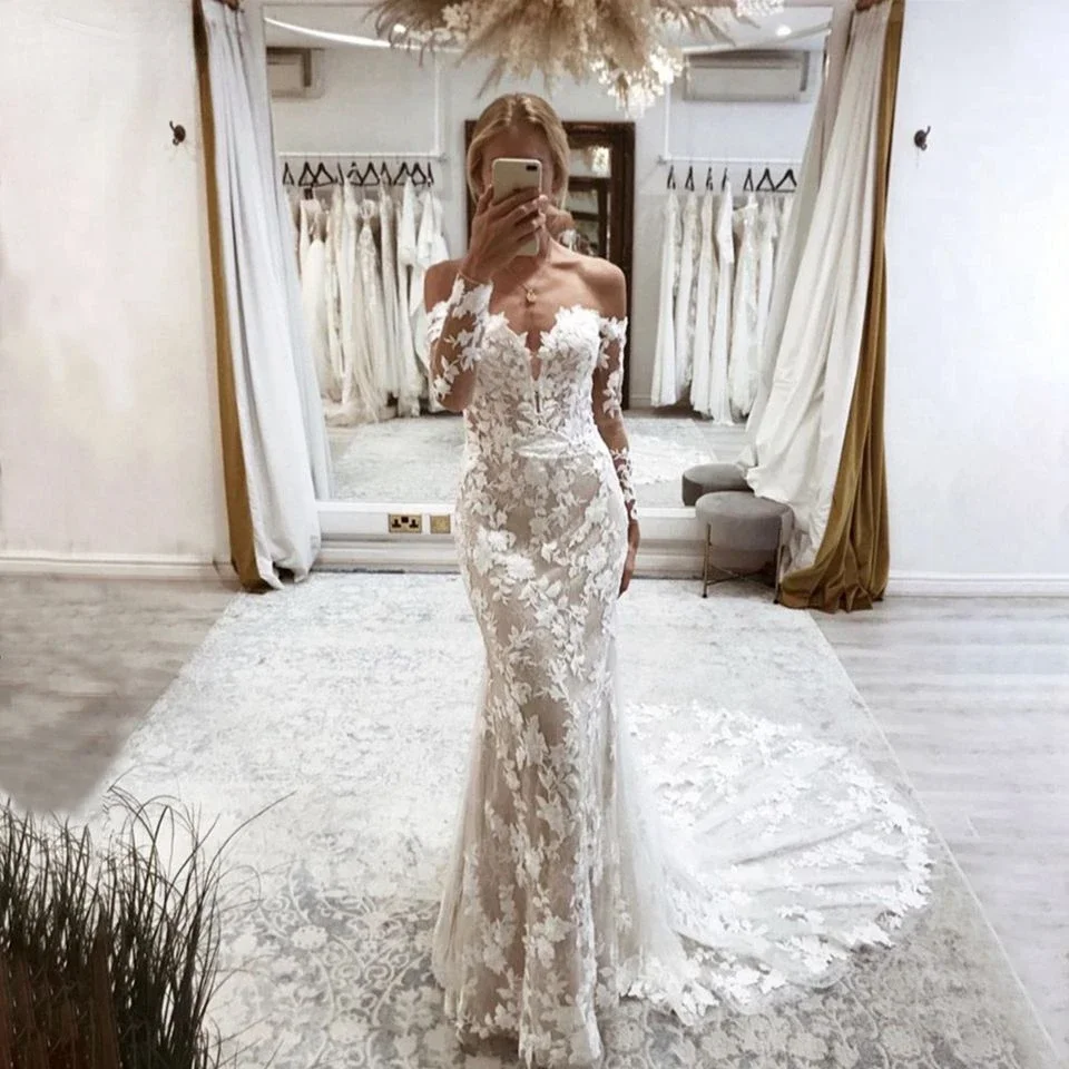 

Classic Mermaid Wedding Dress Lace With Sweetheart Off The Shoulder Long Sleeves Button Back Bridal Gowns Sweep Train For Bride