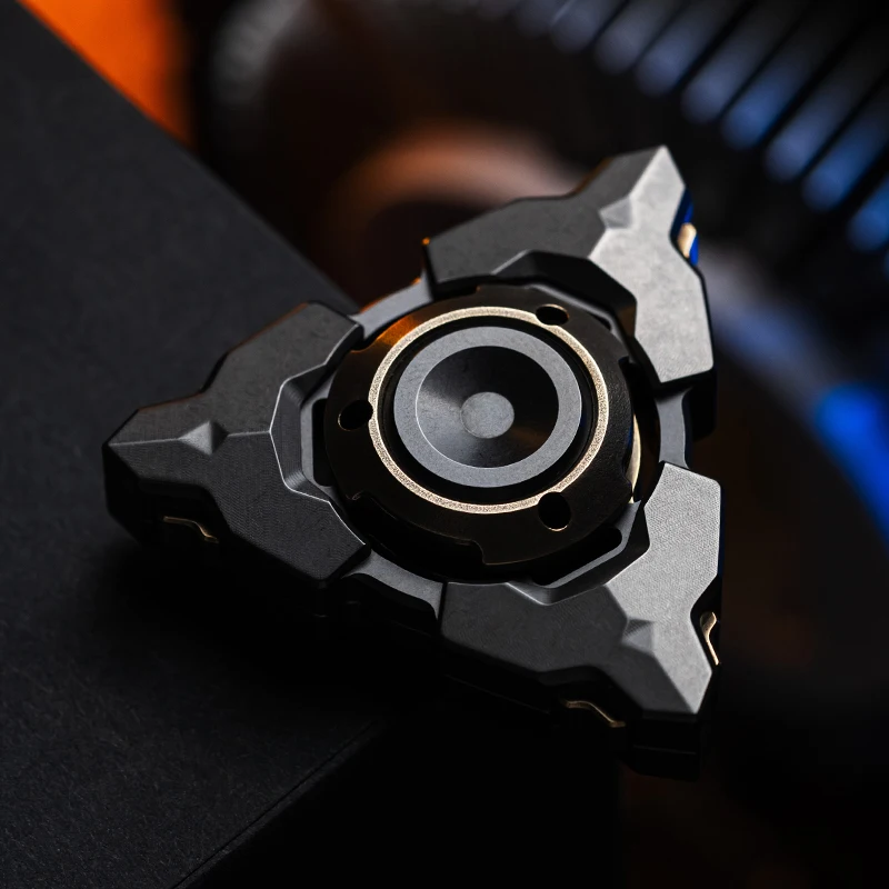 WANWU EDC Fidget Spinner Split Armor Type Magnetic Attraction