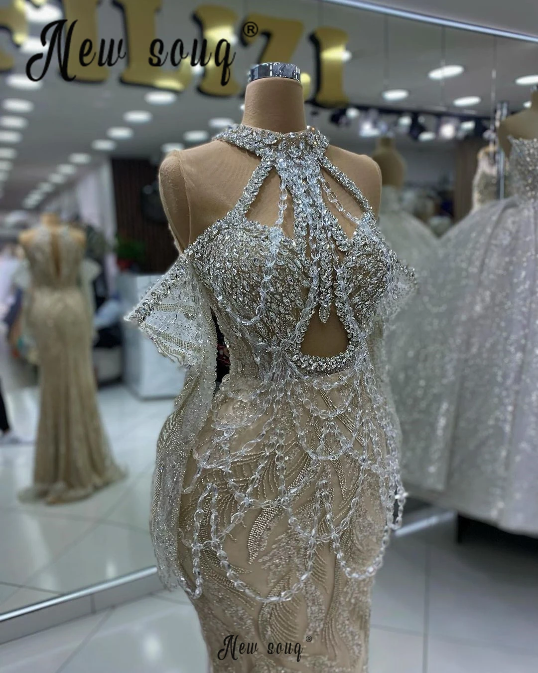 

Champagne Halter Neck Stones Tassel Long Prom Dress Arabic Off Shoulder Long Sleeve Wedding Dinner Party Dress Mermaid Robe