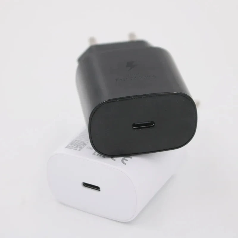 25W Super Fast Charger with EU Power Adapter and Type C PD Cable