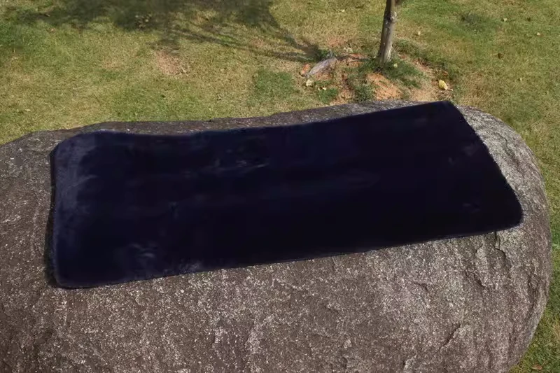 dark blue