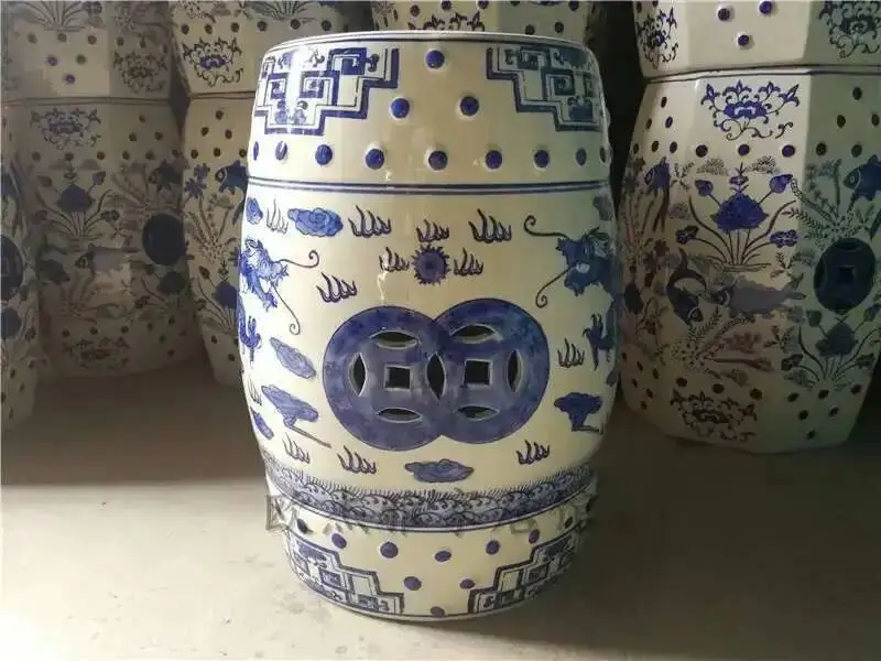 White Porcelain and Drawn Blue Shoe Hand Changing Stool Ceramic Drum Bathroom Neoclassical Imitation Sitting Stool Low Round