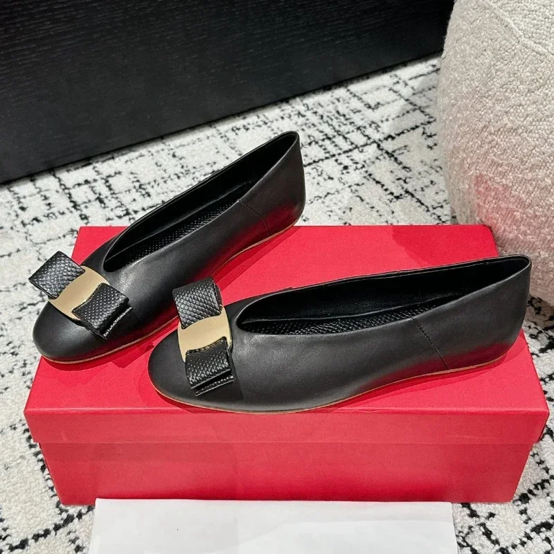 Flat handmade ballet shoes, leather, light round head, bow trim, light mouth women's slip-up shoes, 2024 2