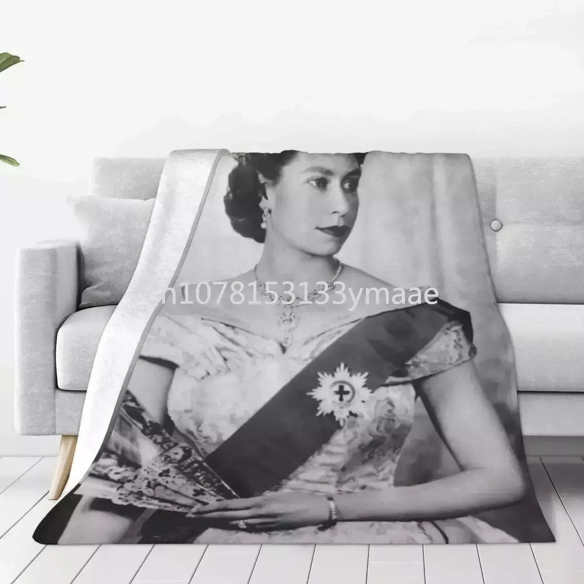 

Her Majesty Queen Elizabeth II Blanket Flannel British Royal Crown Ultra-Soft Throw Blankets for Bedding Couch Bedspread