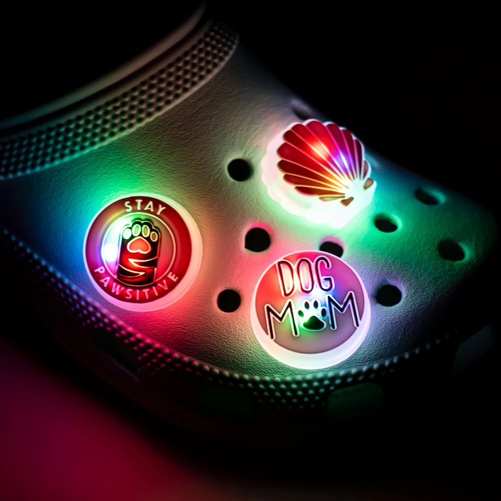 1pcs Owl Unicorn LED Sandal Accessories Shoe Charms for Clog Stethoscope Clips Jeans Clog Pin Football Gamepad Shoe Decoration