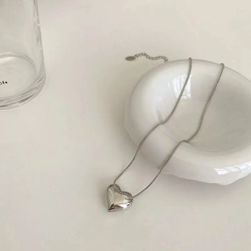 Pendant Necklace Simple Trendy Silver Love Heart for Women Korean Fashion Snake Bone Chain Clavicle Chokers Party Jewelry