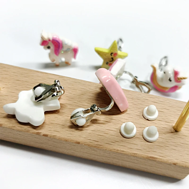 Clip Earrings 5PRS Christmas Gift for Children Non Piercing Girls Kids Mixed Cute Unicorn Panda Cat ear clip earrings,clip earrings,ear clip,ear accessories