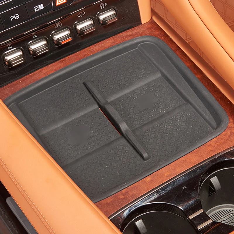 Silicone Wireless Charger Pad For Byd Yangwang U8 Anti-Slip Charger Pad Cover Center Console Charging Mat Protector