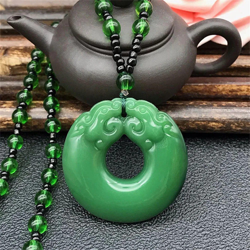 Amazon.com: Vintage Necklace Female Ethnic Chinese Style Natural Jade  Pendant Women's S925 Sterling Silver Gilding Ornament : Clothing, Shoes &  Jewelry