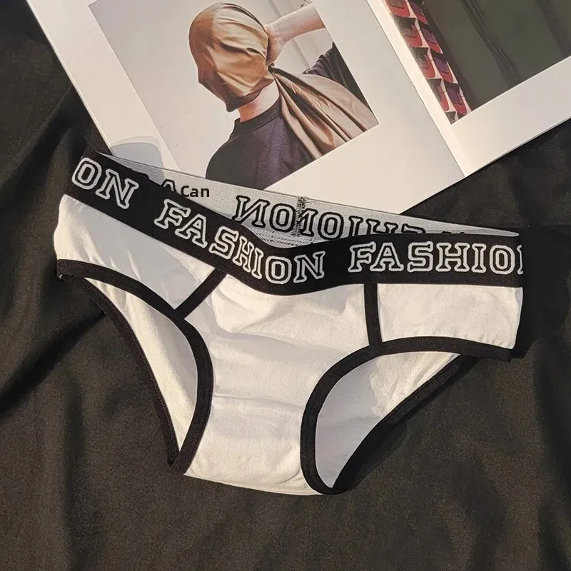 ملابس داخلية قطنية للسيدات منخفضة الخصر مثلثة مريحة ومسامية رياضية عصرية محايدة بحافة واسعة ملابس داخلية للنساء