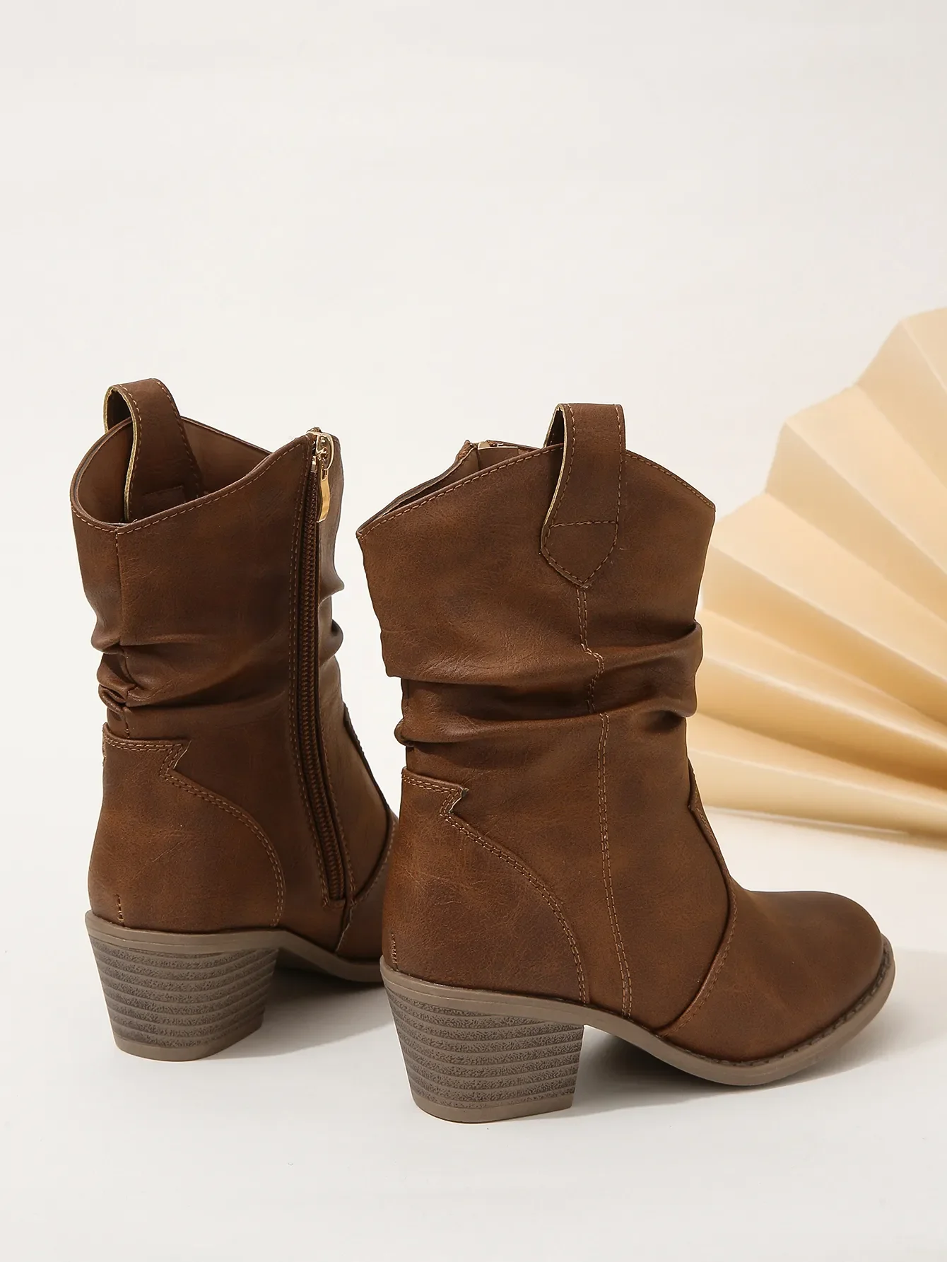 Teenage Kids Leather Boots Elegant Side Zipper Girls Fashion Boots Brown Pleated Chic Children Low Heels Mid-calf Boots Simple S2f3b351113fa42b482d862f08dae7cbb1