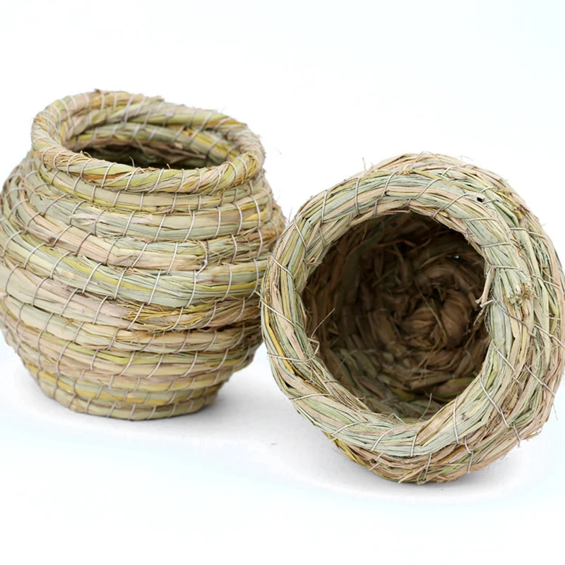 

Handmade Straw Bird Nest Parrot Warm Pet Bedroom Courtyard Bird Cages Adornment