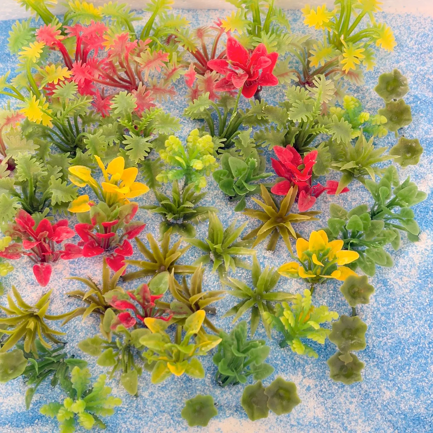 50-Piece Set of Mixed Color Miniature Rainforest Diorama Plants