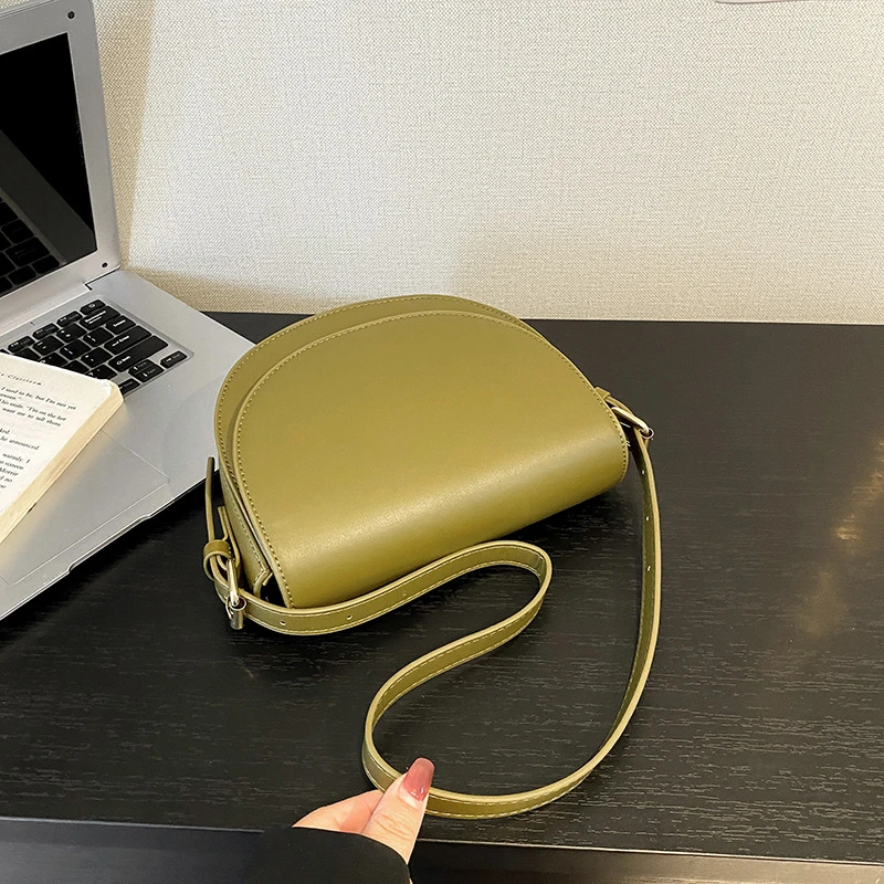 Retro einfarbige Satteltasche, hochwertiges Leder, Umhängetaschen für Frauen, 2025, neue einfache Damen-Umhängetasche, Designer-Handtaschen – Detail 10