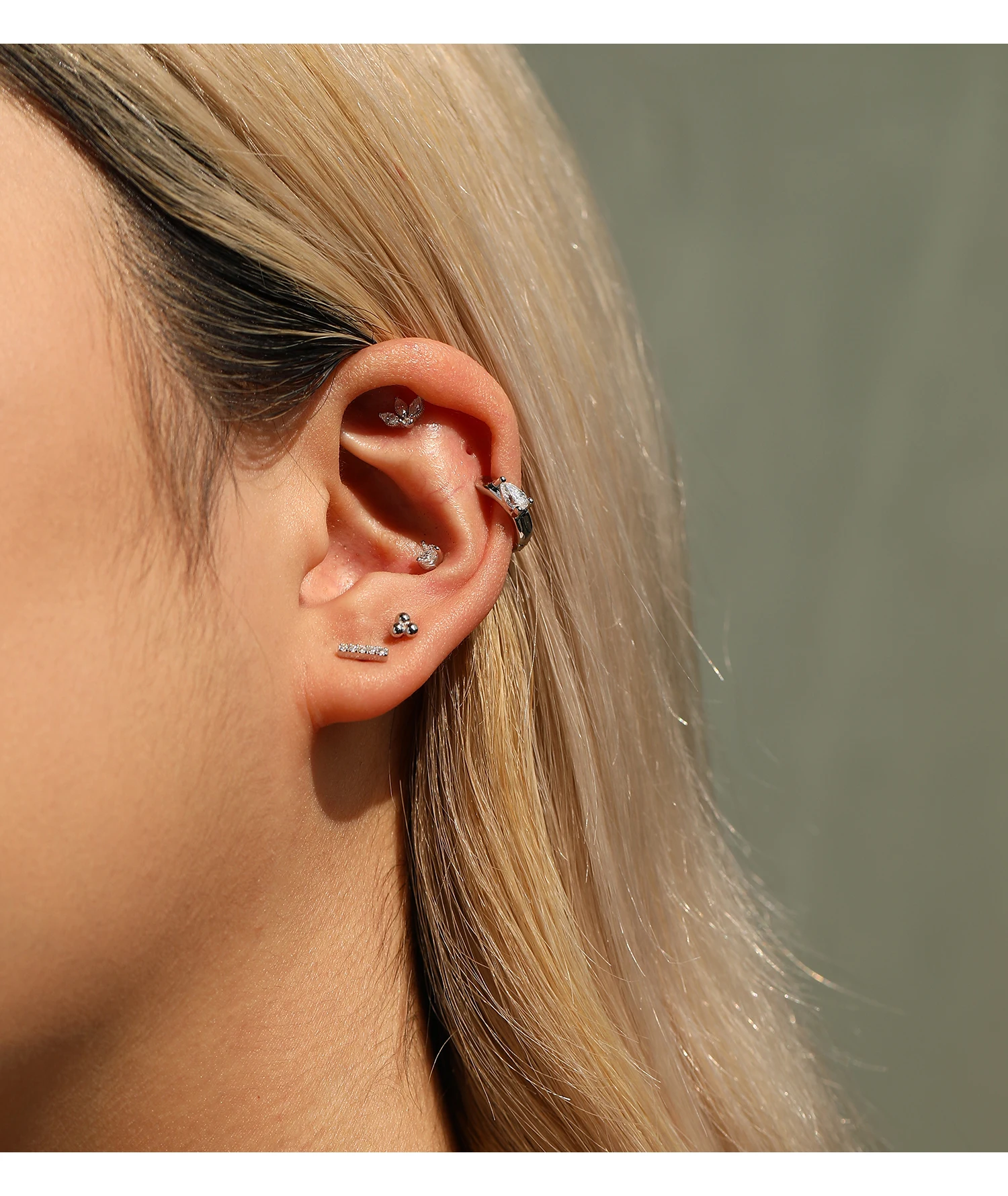 MODIAN Moissanit-Knorpelohrringe aus 925er Sterlingsilber, einfache Stab-Ohrringe mit kleinem Herz und Schraubverschluss für Damen, Schmuck – Detail 14