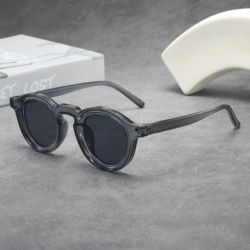 Vintage Round Frame Unisex UV Protection Sunglasses