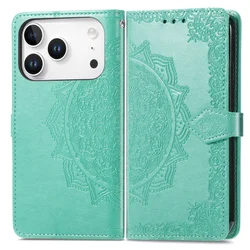 Elegant Flip Leather Wallet Phone Case with Card Holder and Stand Cover Feature - iPhone 14 (Green)