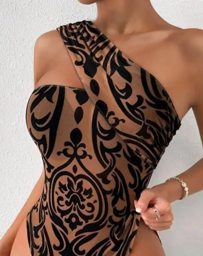 Women's Bodaysuits Summer Style Tribal Pattern Flocked Sleeveless One Shoulder Bodysuit Sexy Temperament Slim Fitting Jumpsuit