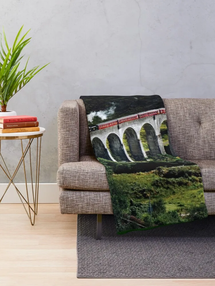 Glefinnan ViaductSteam Train Throw ��� �̵� ��� ���� �� ���� ��� ����