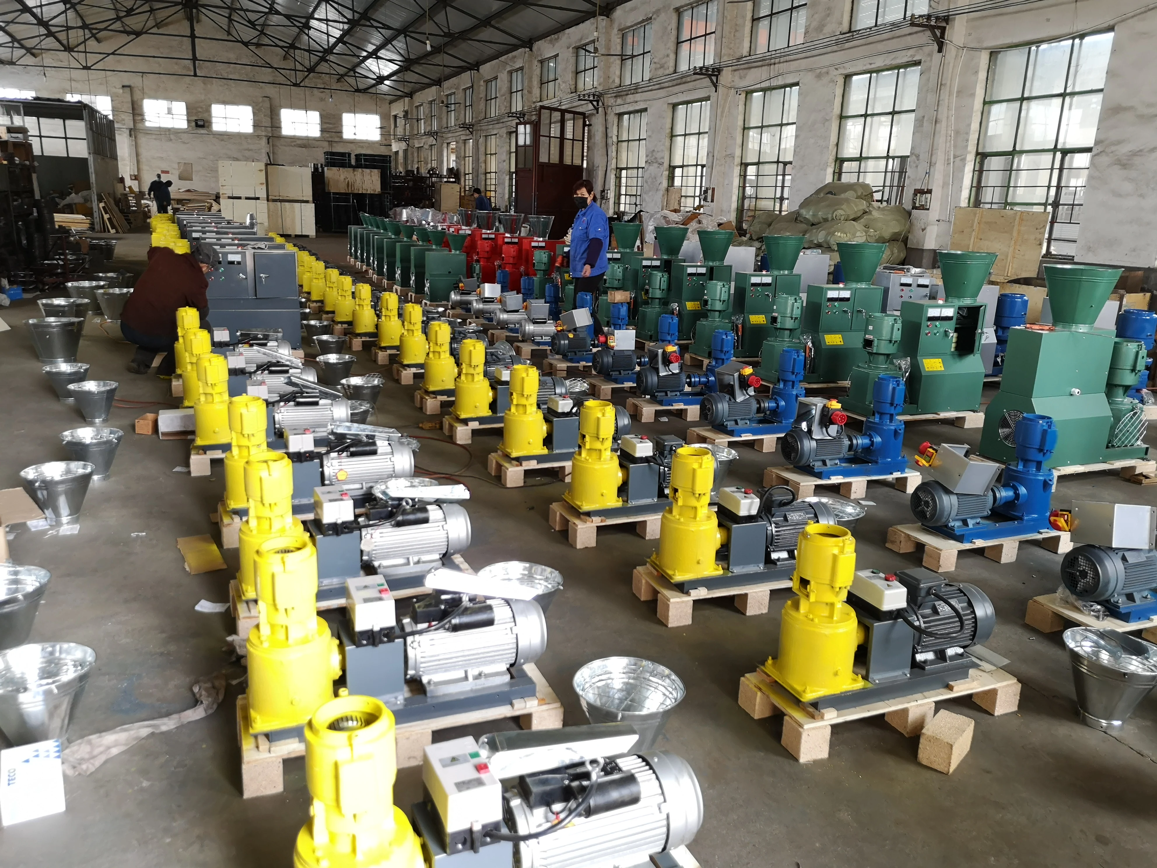 KL120 KL120B 2.2 KW Single Phase Small Biomass Pellet Mill Pellets Making Machine To Door