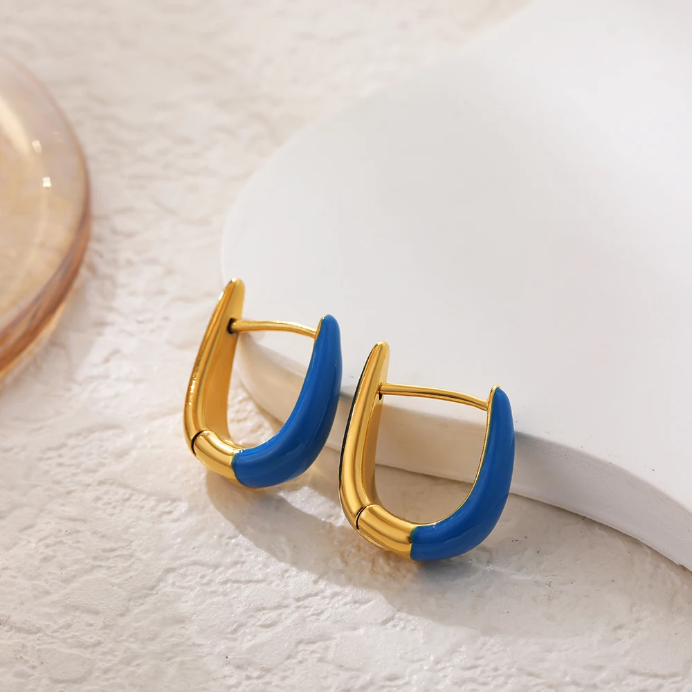 2024 New Charm Gold Plated U Shape Hoop Earrings White Enamel Geometric Ear Hoops Female Daily Versatile Jewelry Dropshipping