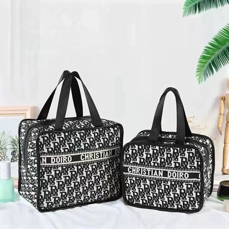 

Portable Makeup Bag for Women, Small Fragrance Style, Large Capacity, High Aesthetic Value, Cosmetic Storage Bag, Toiletry Bag