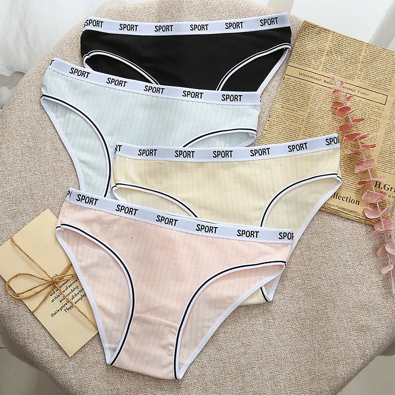 

Women's Japanese-Style Cotton Low Waist Women's Sports Solid Color Sexy and Breathable Seamless Briefs Cotton Panties Lingerie