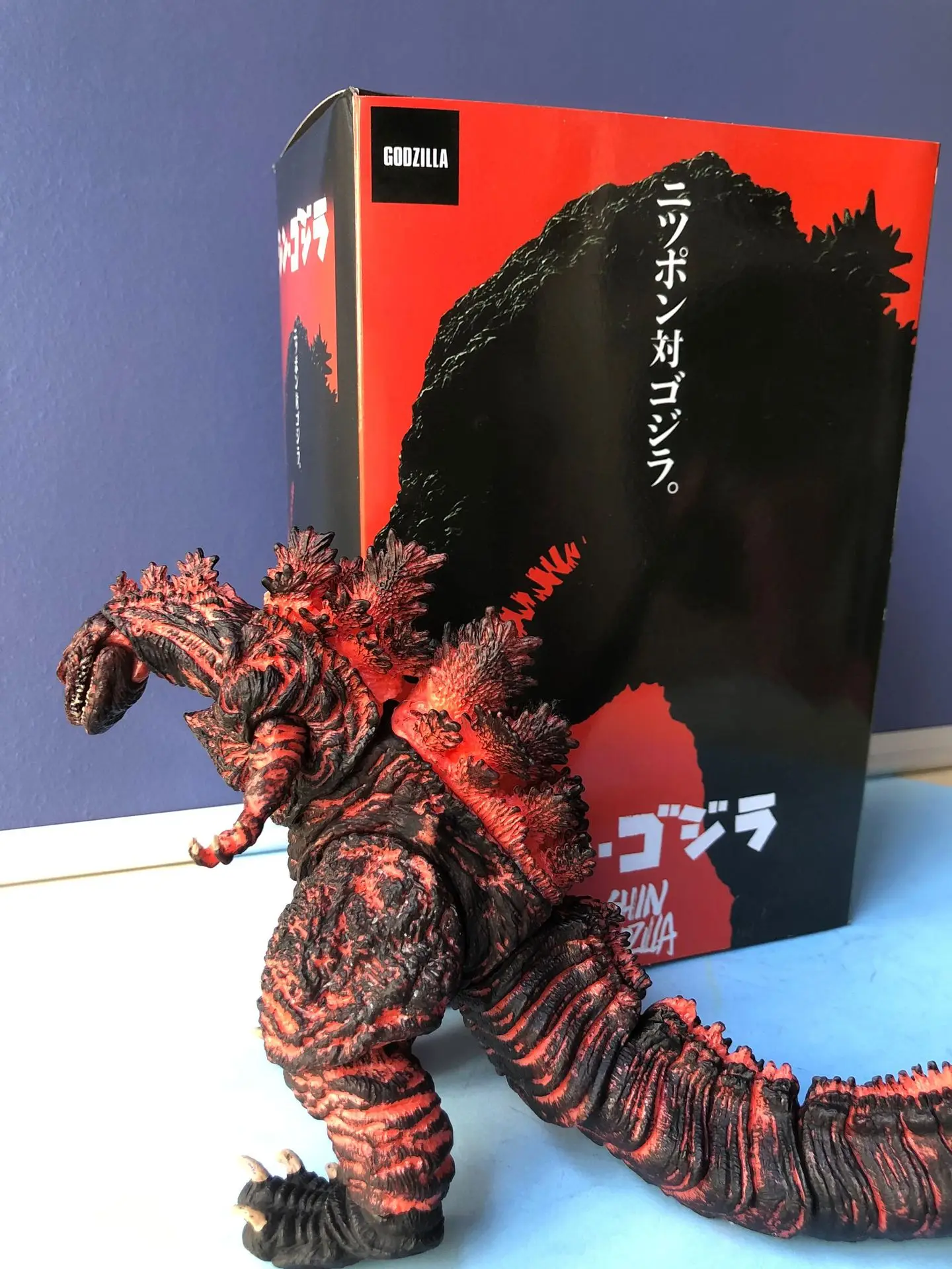 thumbnail image 1 of NECA-figura de acción de Shin Godzilla para niños, 18CM, 2016, versión de película, PVC, regalo, 1 of 4