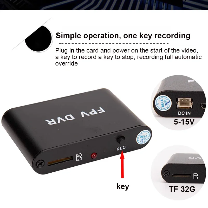 Côté du mini DVR avec ports microUSB et carte SD, caméra de surveillance compacte.