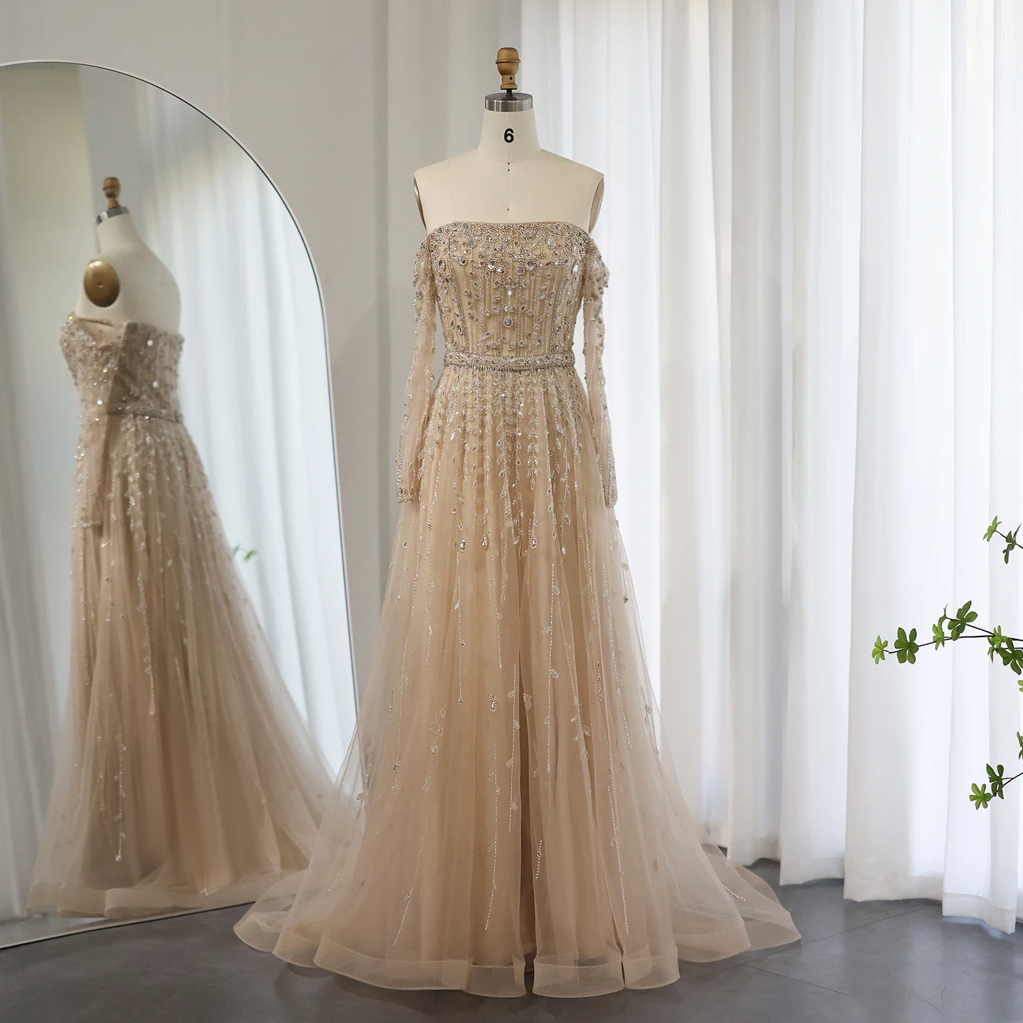 فستان سهرة فاخر عاري أرجواني بدون أكتاف وأكمام طوي...