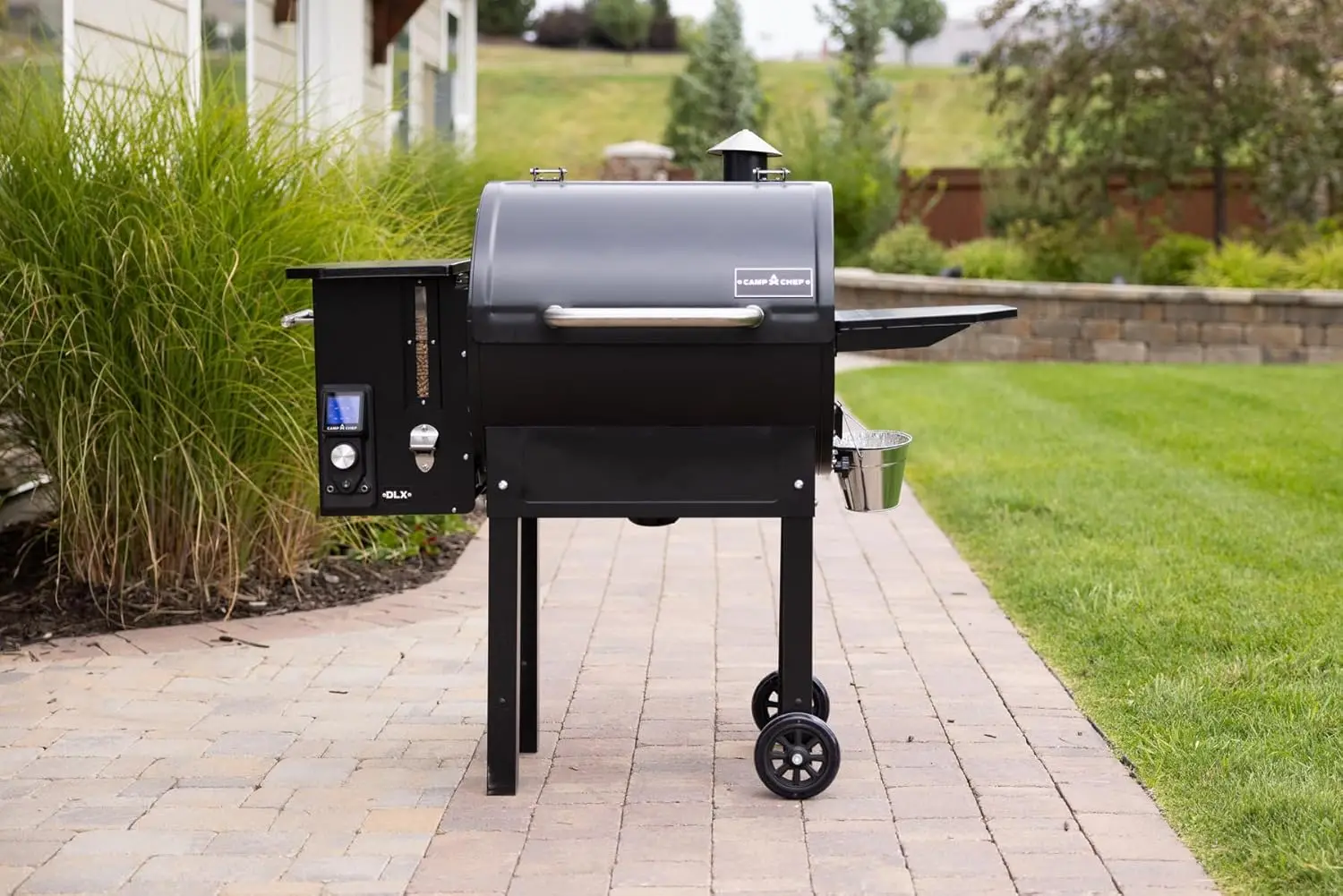 Pellet Grill/Smoker with Gen 3  Black 4
