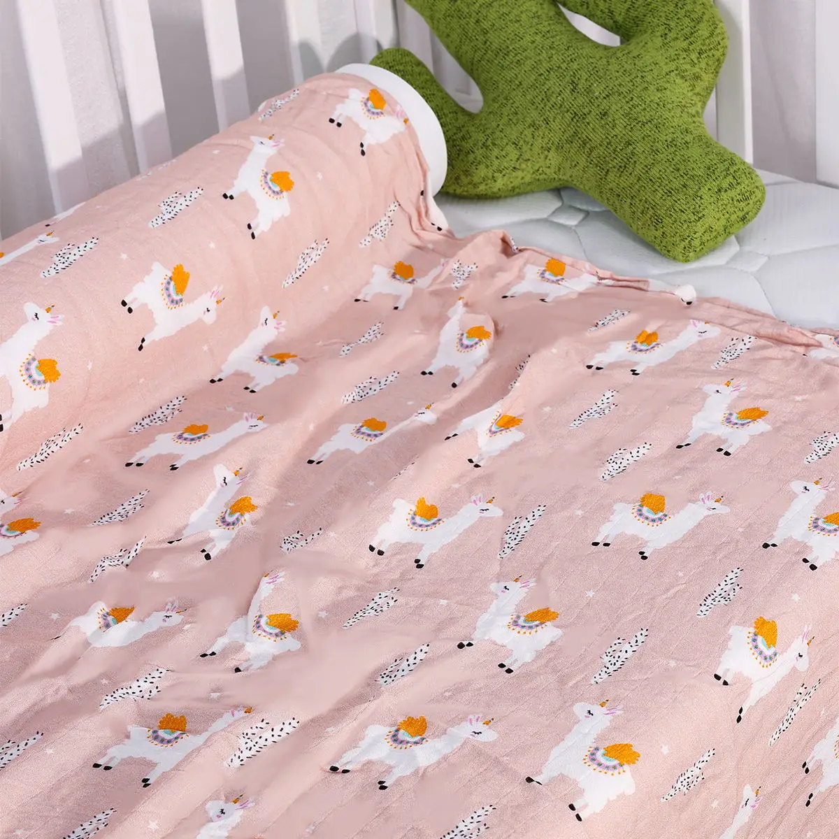 HappyFlute Cute Animal Print Baby Muslin Swaddle Bamboo Cotton Soft Baby Blanket For Kids Wrap Sleepsack Bath Towel cotton muslin blanket swaddle blanket cotton swaddle