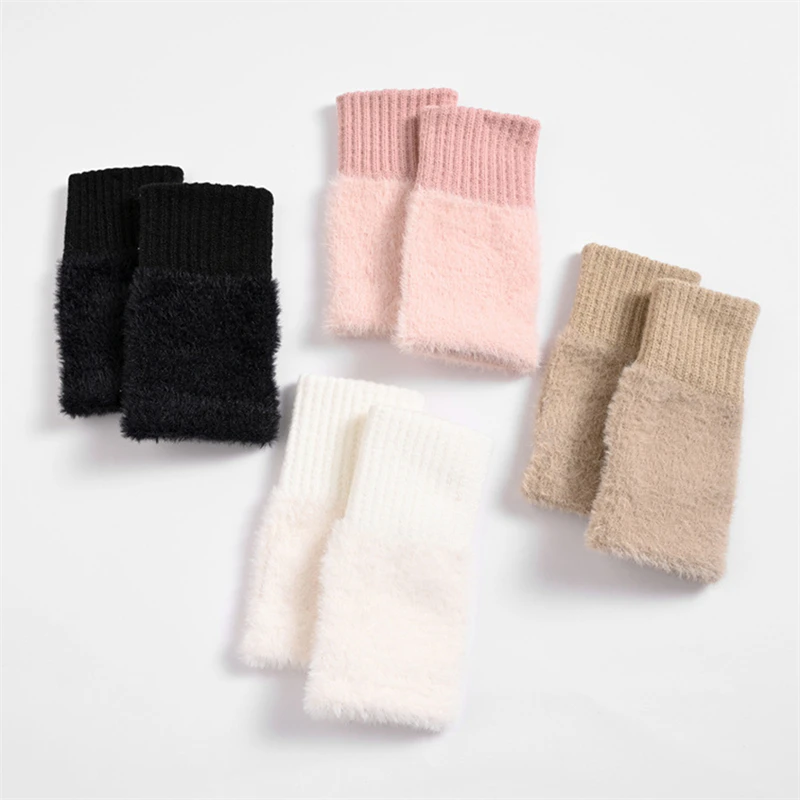 

Women Cute Half Finger Gloves Winter Mitten Warm Knitted Woolen Gloves Touch Screen Plush Writing Woolen Thickened Warm Gloves