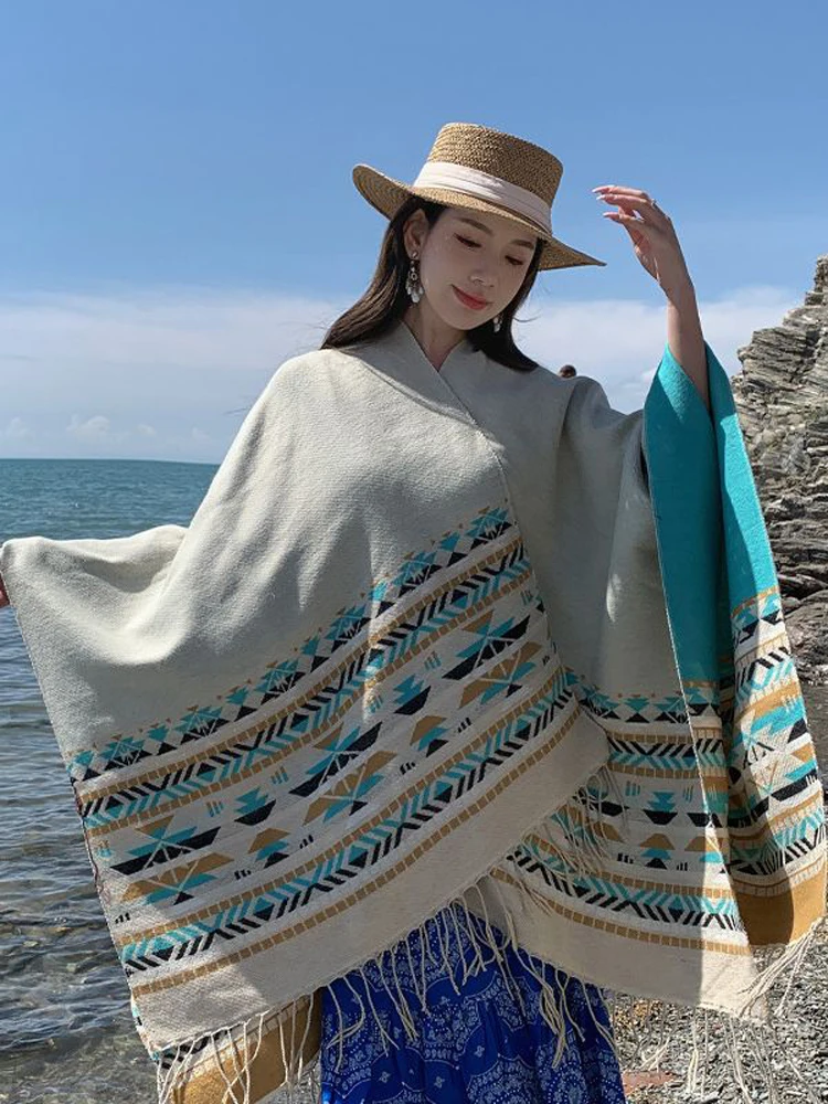 Poncho Woman Ethnic Wind Windproof Geometric Pattern Cape Autumn and Winter Split Shawl Fringe Pashimina Double-sided Cape