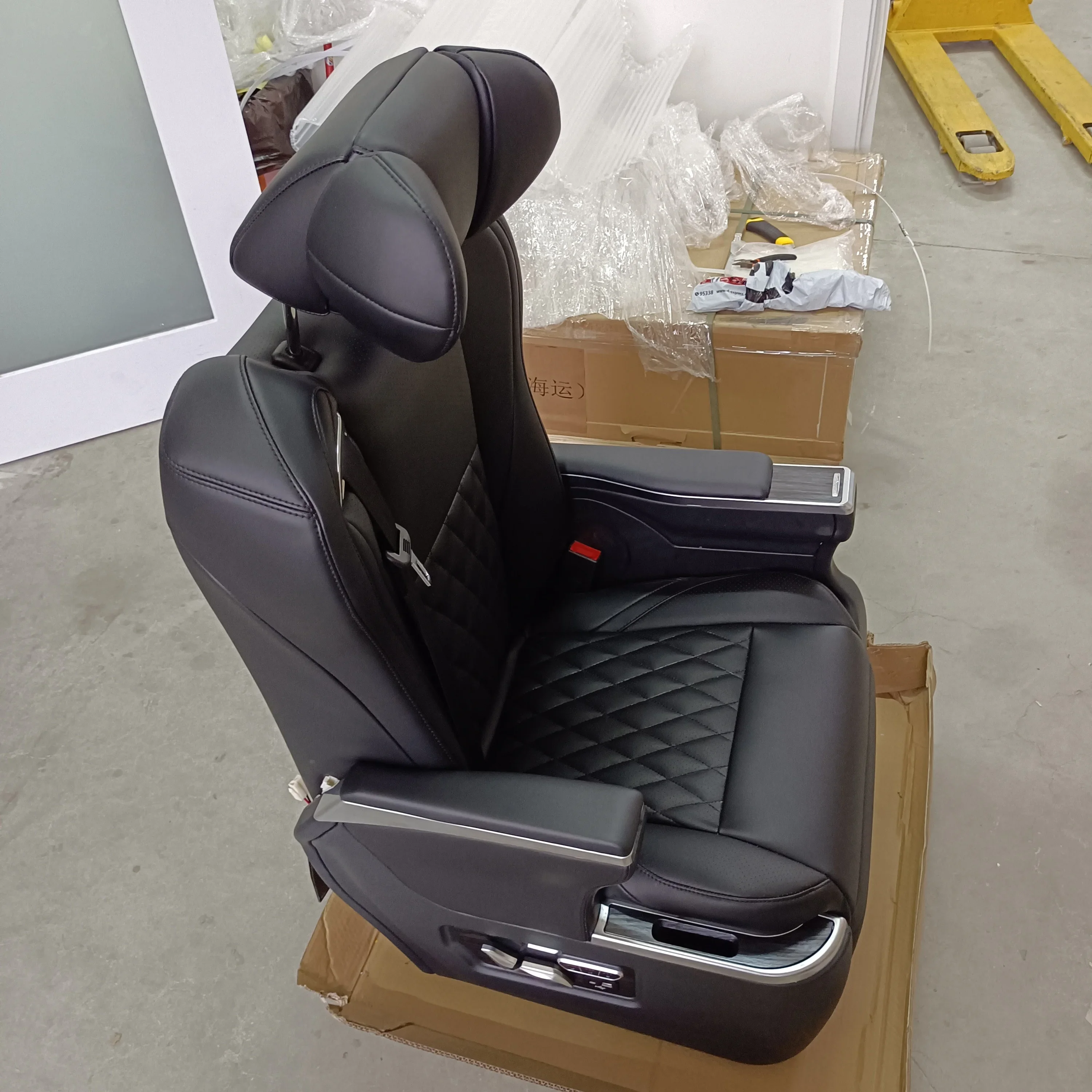 minibus Van Interior Conversion and Luxury seats limousine car interior ...