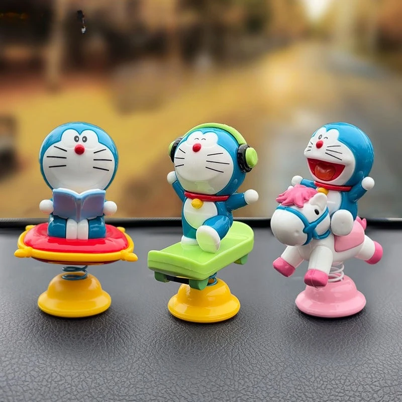 ドラえもん車の装飾アニメボブルヘッド装飾ぐらつき首をうなずく人形