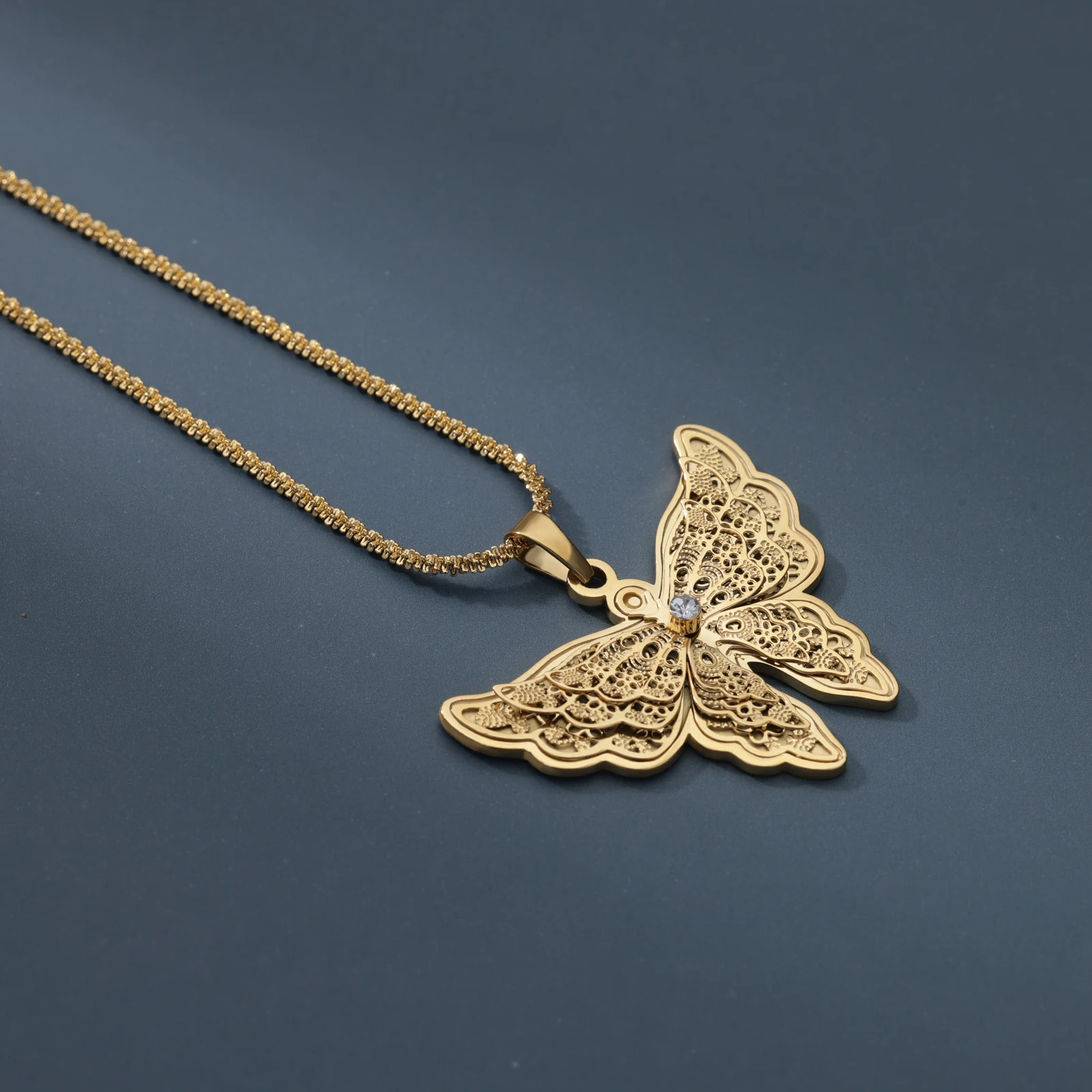 Les bijoux papillon : des joyaux intemporels de la joaillerie