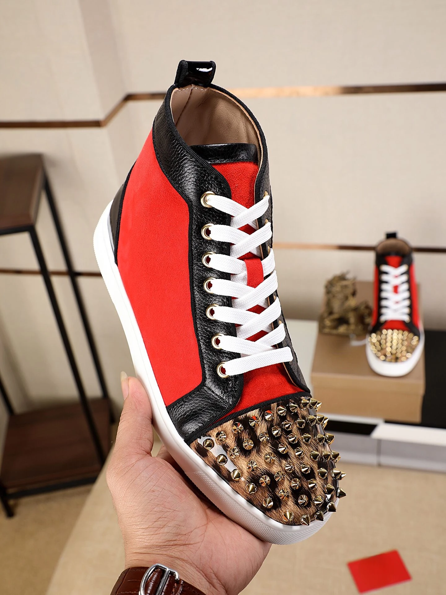 Luxury Leather NEW Red Sole Men's Shoes Rhinestone Rivets High Top Women's  Shoes Sneakers