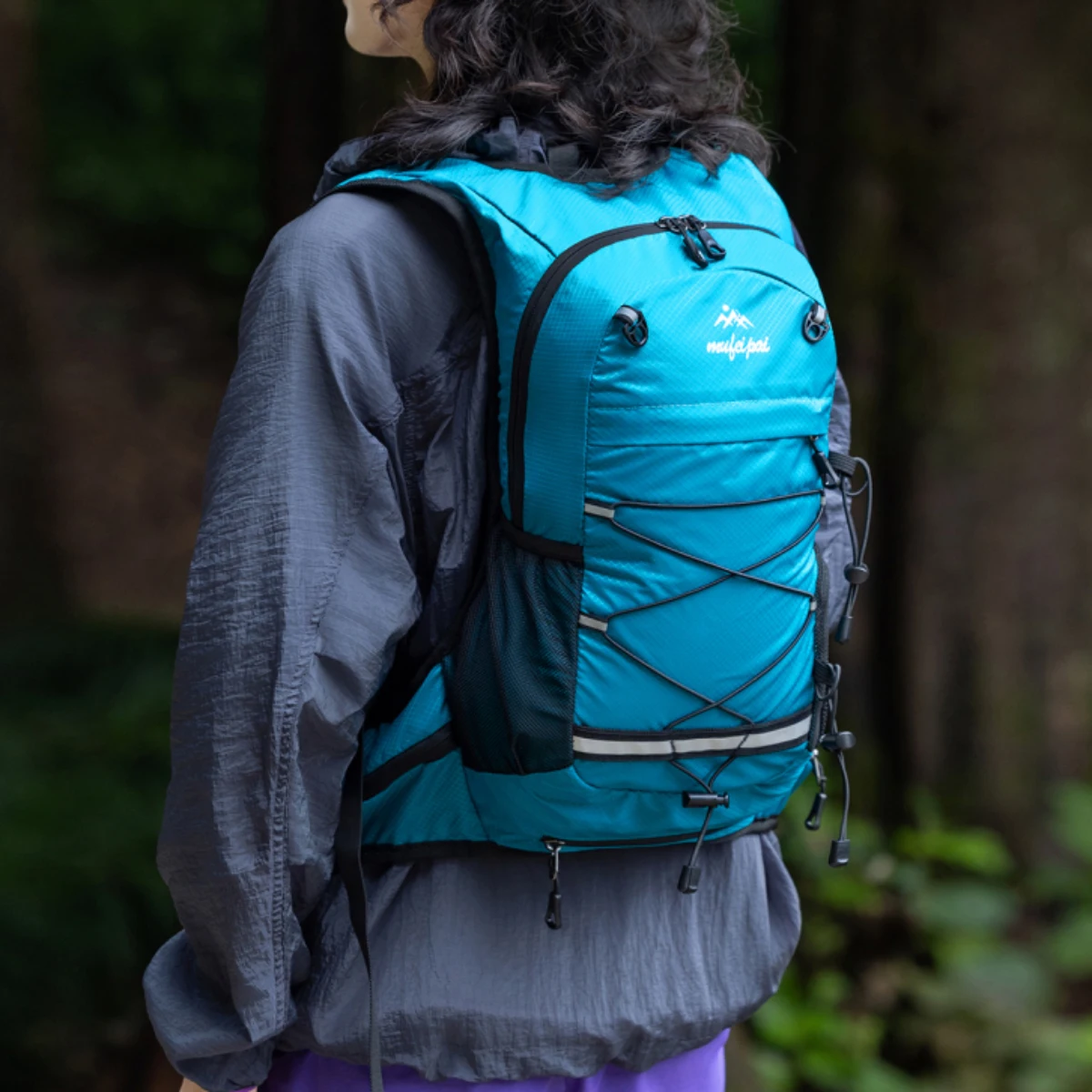 Outdoor Backpack, Sports Cycling Cross-Country Bag, Women's Running Travel Mountaineering Bag, Hiking and Climbing Lightweight Backpack, Men's Bicycle