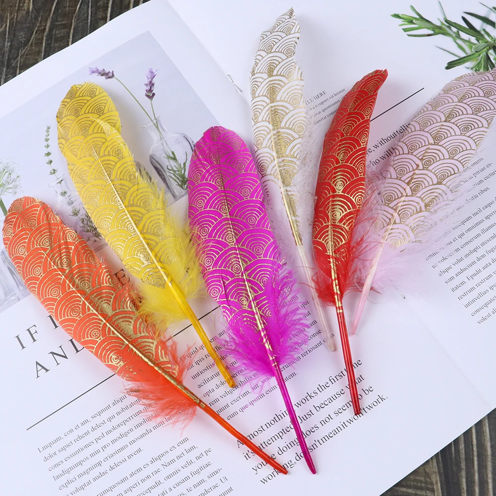 

Wholesale Natural Golden Goose Feathers 15-20cm Dyed Feathers Sewing Decoration Home Table Decoration Wedding Party Accessories