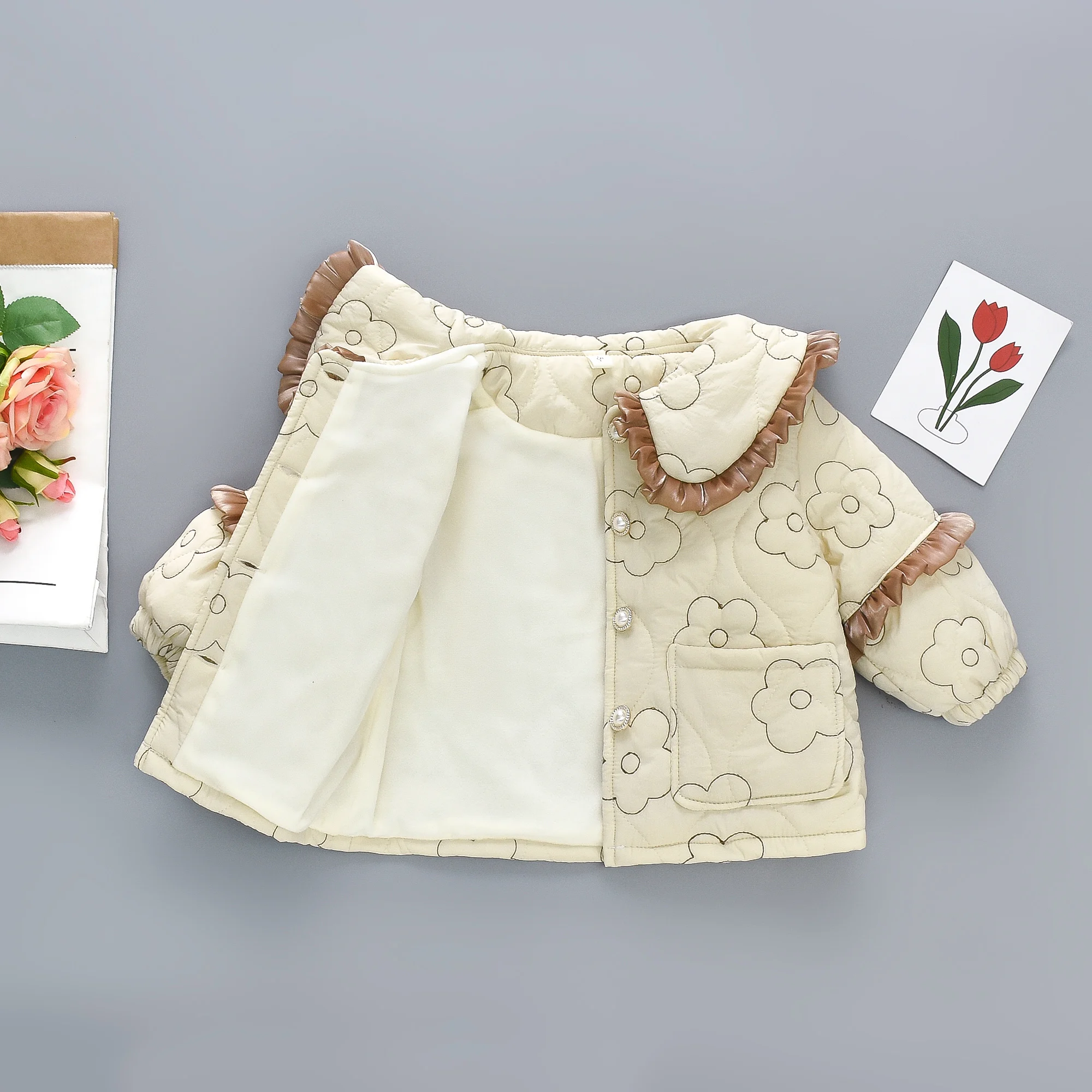 Autumn and Winter New Girls' Folded Edge Large Turnover Collar Cotton Coat for Children's Flower Yarn Plush Cotton Clothes