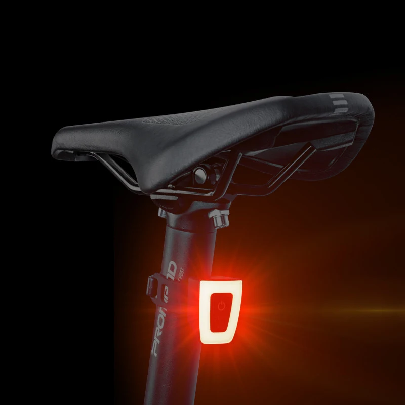 Fanale posteriore USB per bicicletta, con indicatori di