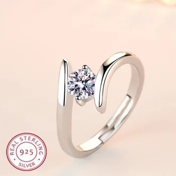 Anello in argento sterling 925 Semplice generoso zircone di lusso di alta qualità per le donne Anelli da sposa Accessori di gioielleria raffinata Regalo del partito