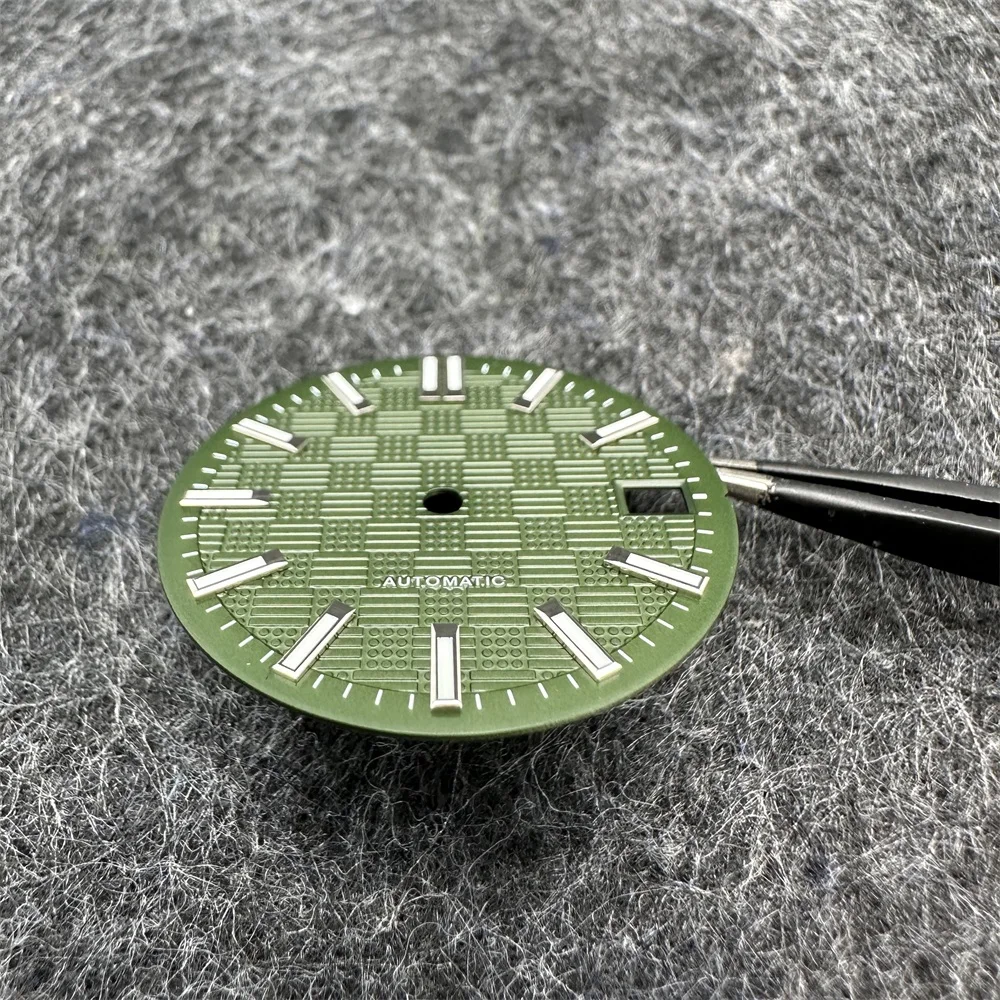Watch Dial Accessories Watch Face Accessories 28.5mm Watch Dial Green Luminous Diving Watch Faces For NH35/NH36 Movement Pattern of Squares Accessories