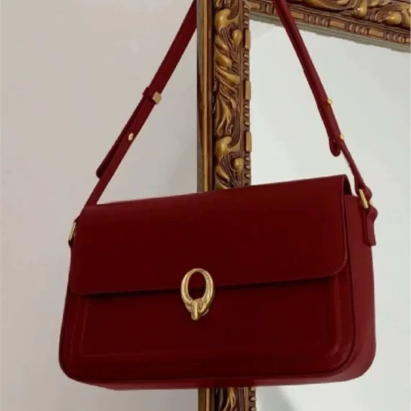 Retro Red Lock Handbag Women Square Stitch Leather Large Capacity Shoulder Bag Ladies Elegant  Luxury Design Underarm Bag 2025