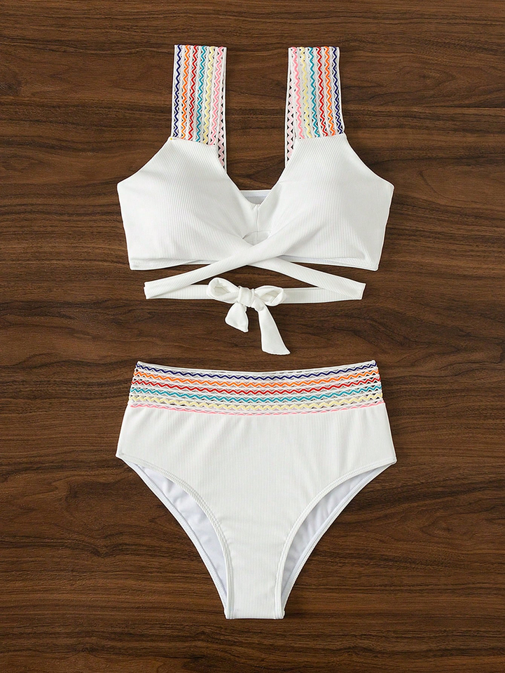 Pure white bikini color suspender belt European and American new swimsuit top sexy seaside vacation